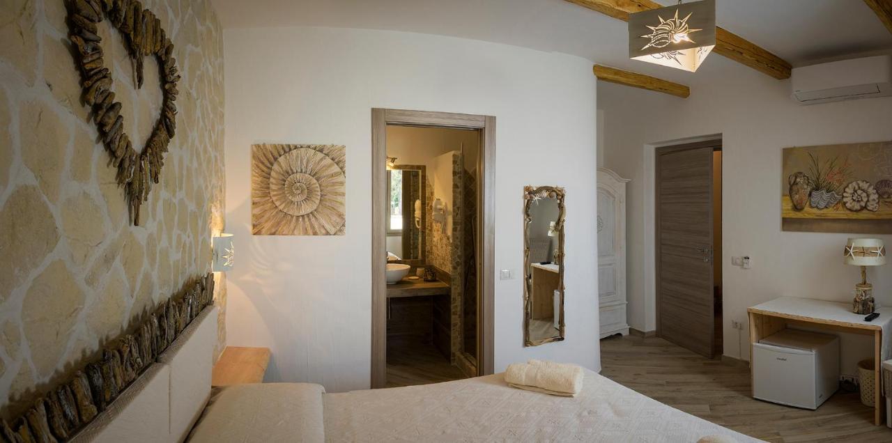 Nonna Pasqualina B&B ซานตา เตเรซา กัลลูรา ภายนอก รูปภาพ