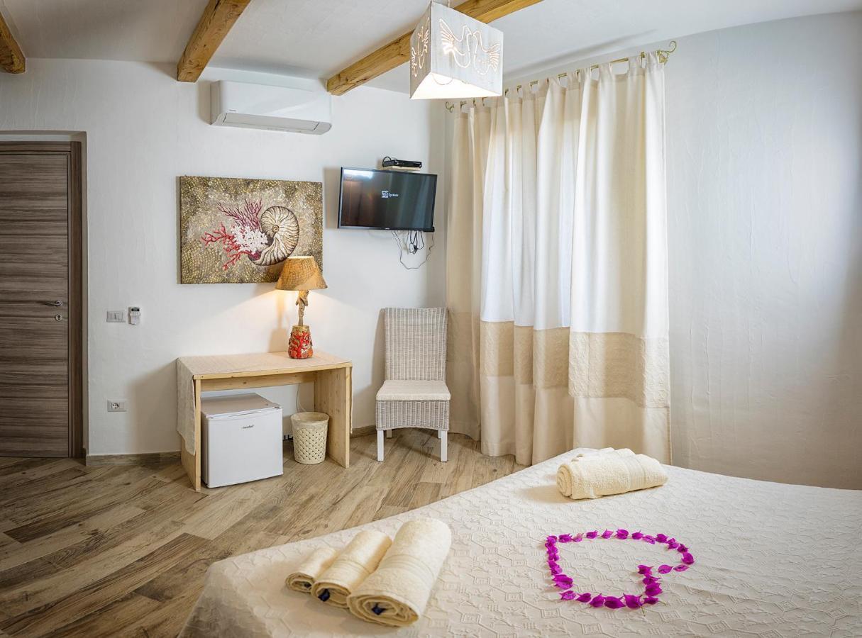 Nonna Pasqualina B&B ซานตา เตเรซา กัลลูรา ภายนอก รูปภาพ